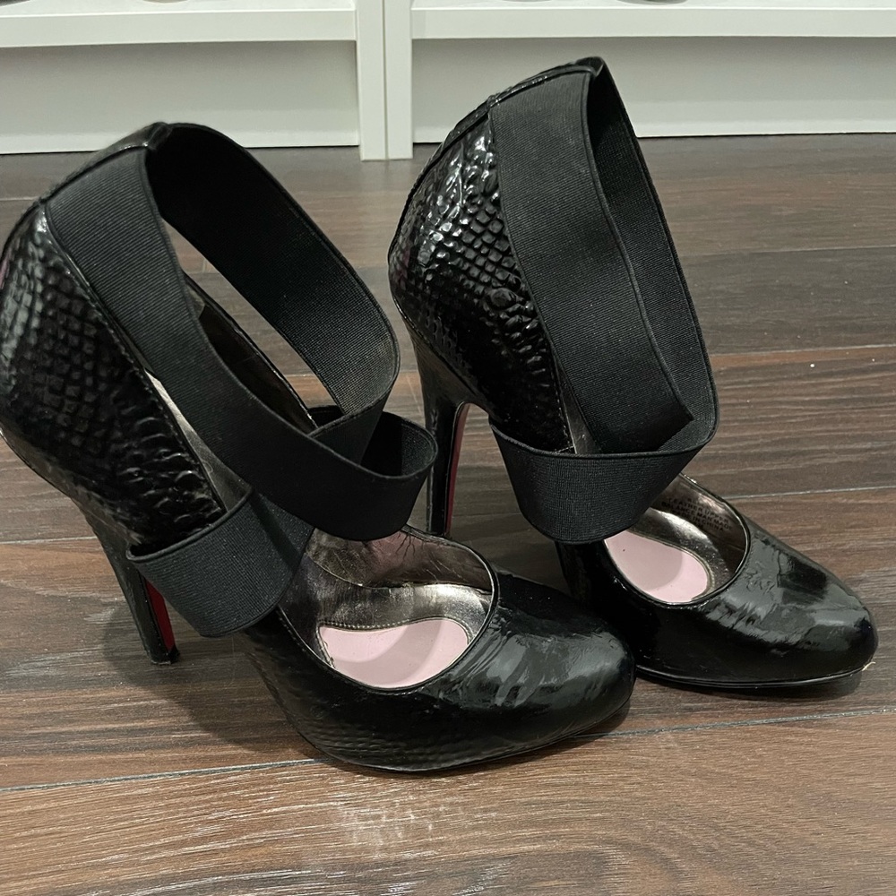 Paris Hilton Patent leather Criss-Cross Stilettos
